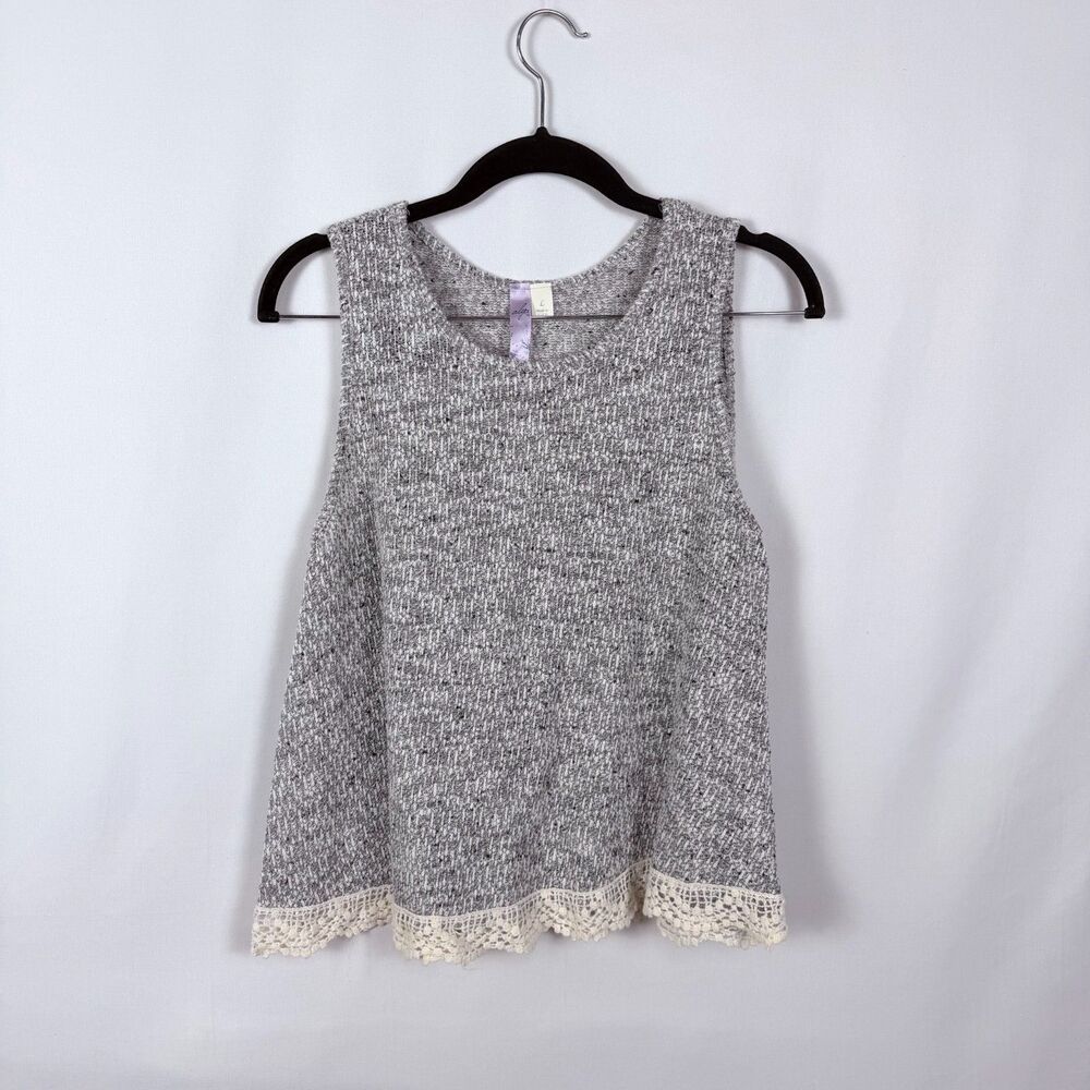 Alya Knitted Lace Trim Gray Sleeveless Tank Top Boho Francesca's Women's Large
